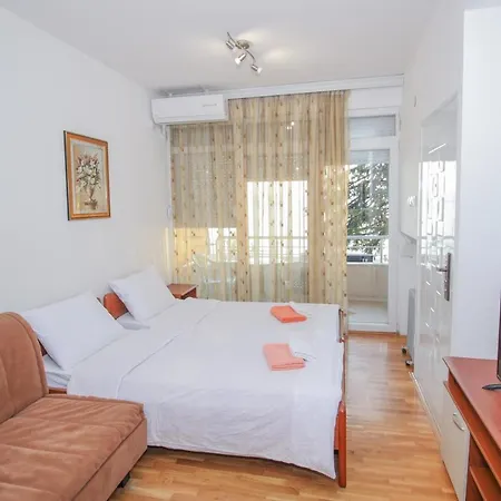Klisijo Appartement *